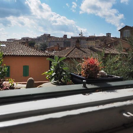 Azzi B&B Comfortably, In The Quietness Of The Perugia Historical Centre Dış mekan fotoğraf