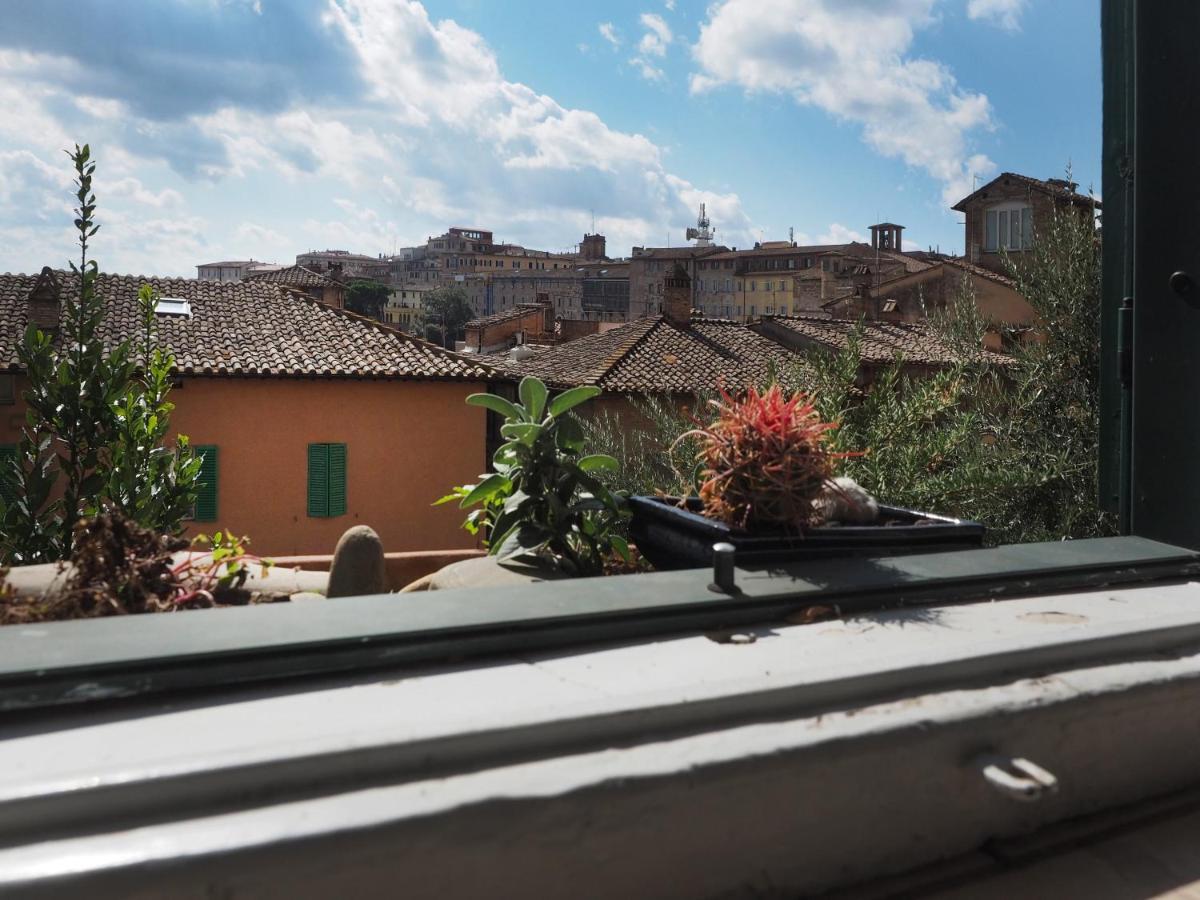 Azzi B&B Comfortably, In The Quietness Of The Perugia Historical Centre Dış mekan fotoğraf